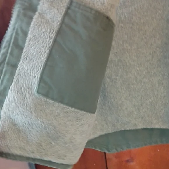 Carhartt Olive Green Work Vest - Picture 8 of 11